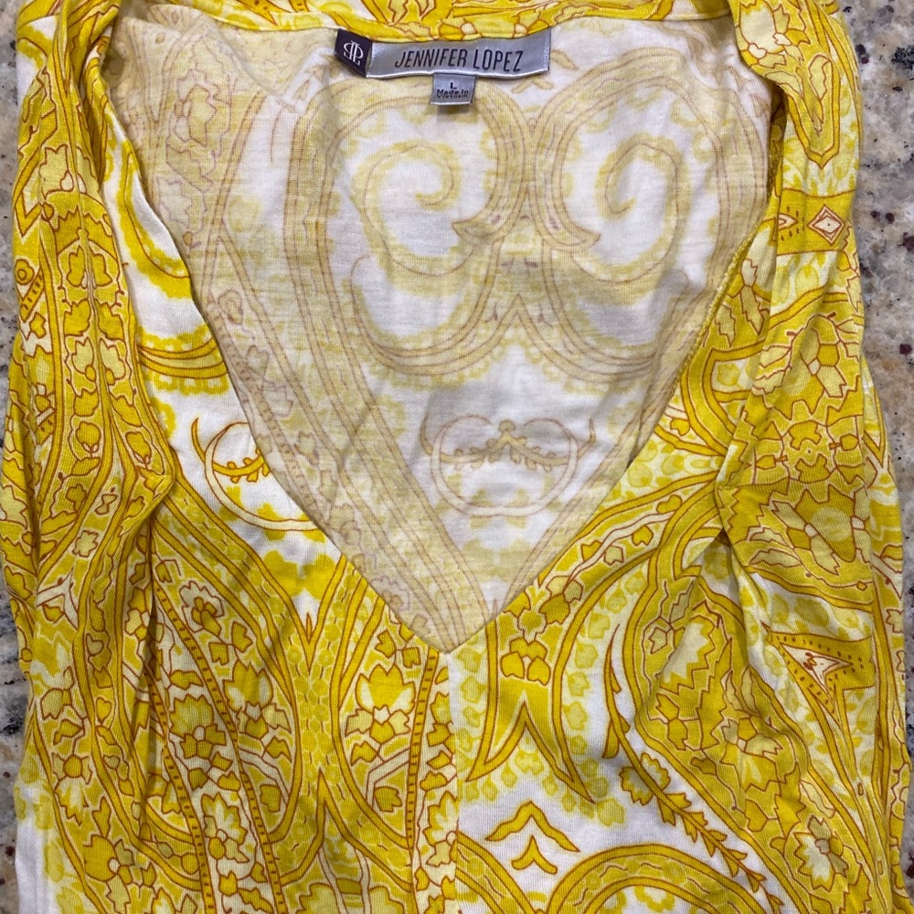 Jennifer Lopez top! 👚